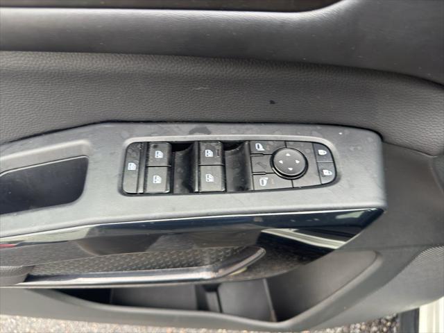 2024 Nissan Pathfinder SV FWD