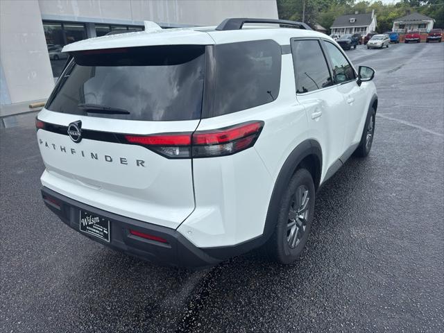 2024 Nissan Pathfinder SV FWD