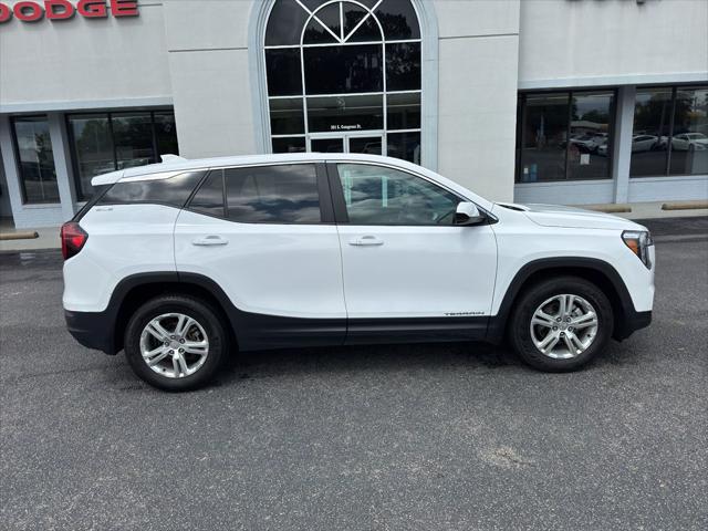 2024 GMC Terrain FWD SLE