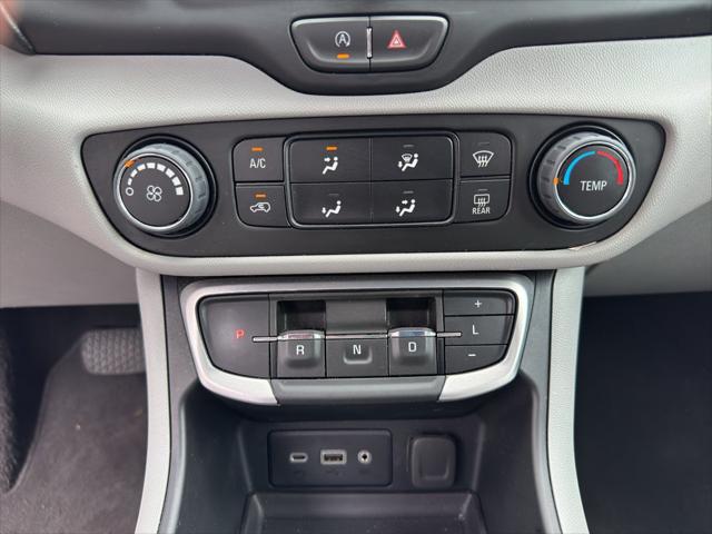 2024 GMC Terrain FWD SLE