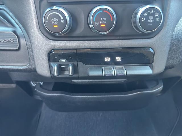 2022 Ram 2500 Big Horn Crew Cab 4x4 6'4" Box