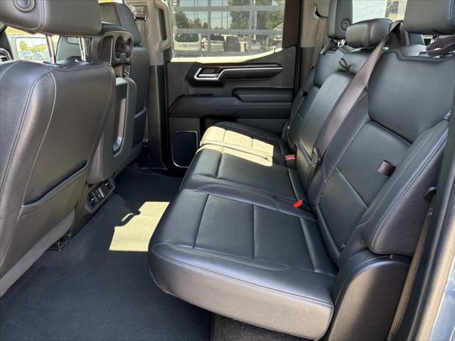 2024 GMC Sierra 1500 2WD Crew Cab Short Box SLT