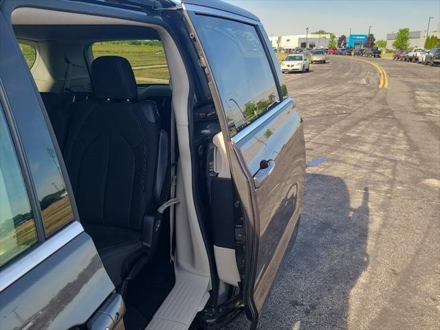 2018 Chrysler Pacifica Touring Plus
