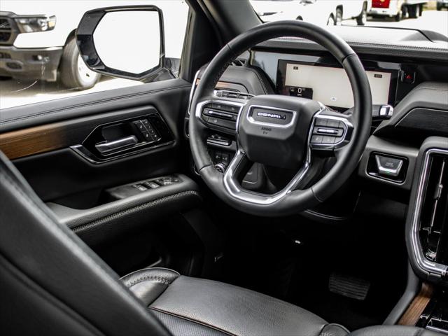 2025 GMC Yukon XL 4WD Denali