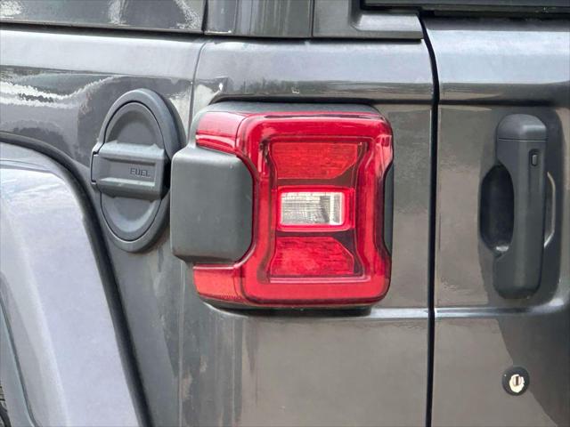 2020 Jeep Wrangler Sahara Altitude 4x4