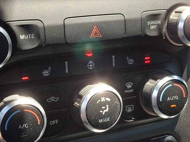 2019 Ram 1500 Big Horn/Lone Star Crew Cab 4x4 6'4" Box