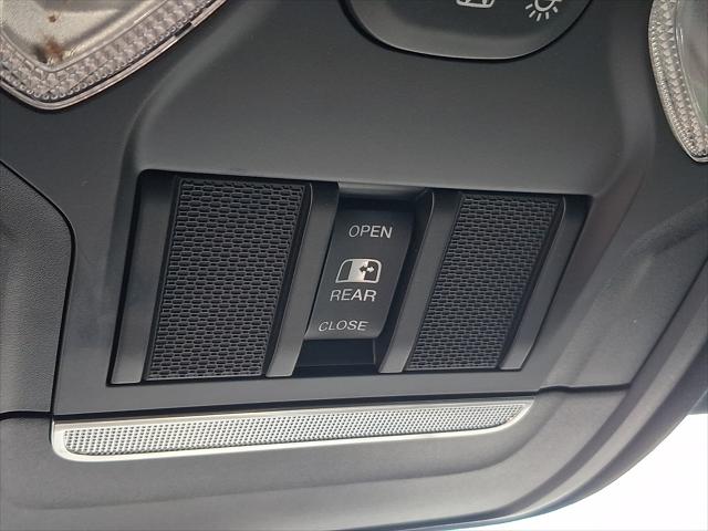 2019 Ram 1500 Big Horn/Lone Star Crew Cab 4x4 6'4" Box