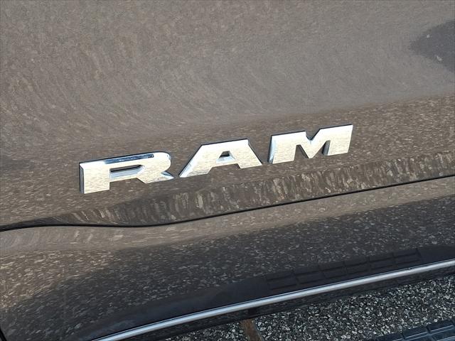 2019 Ram 1500 Big Horn/Lone Star Crew Cab 4x4 6'4" Box