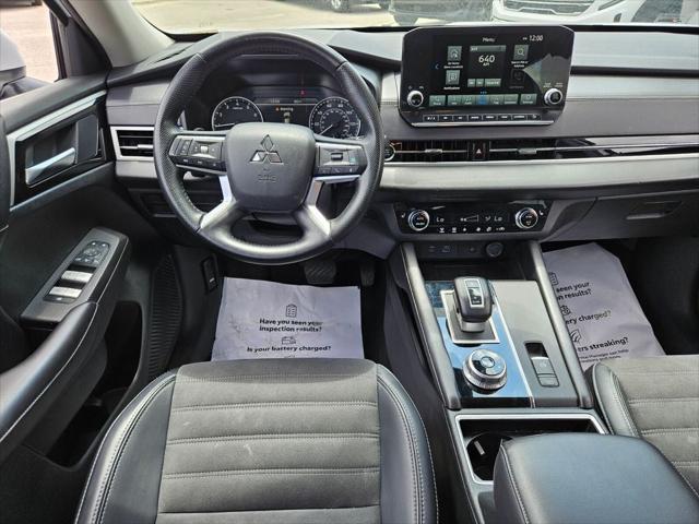 2024 Mitsubishi Outlander SE Black Edition S-AWC