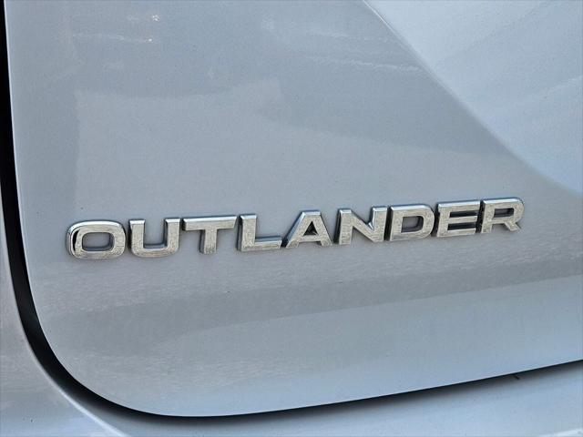 2024 Mitsubishi Outlander SE Black Edition S-AWC