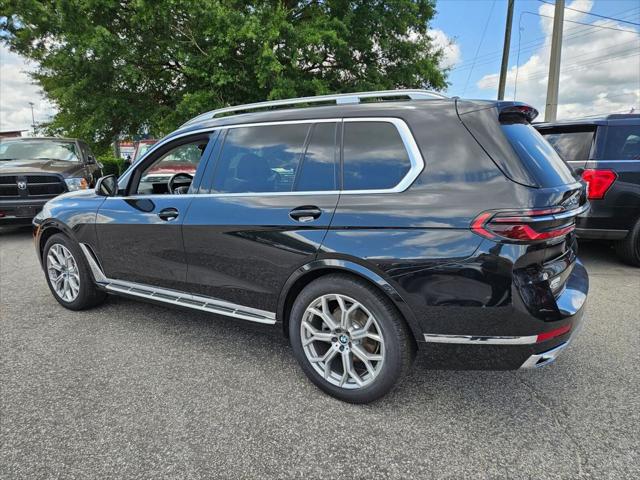 2025 BMW X7 xDrive40i