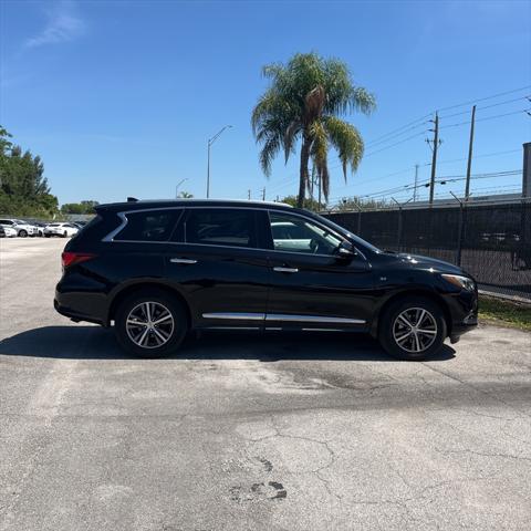 2018 INFINITI QX60 Base FWD