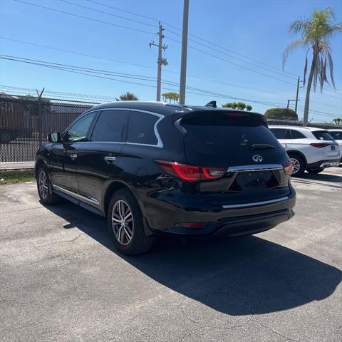 2018 INFINITI QX60 Base FWD