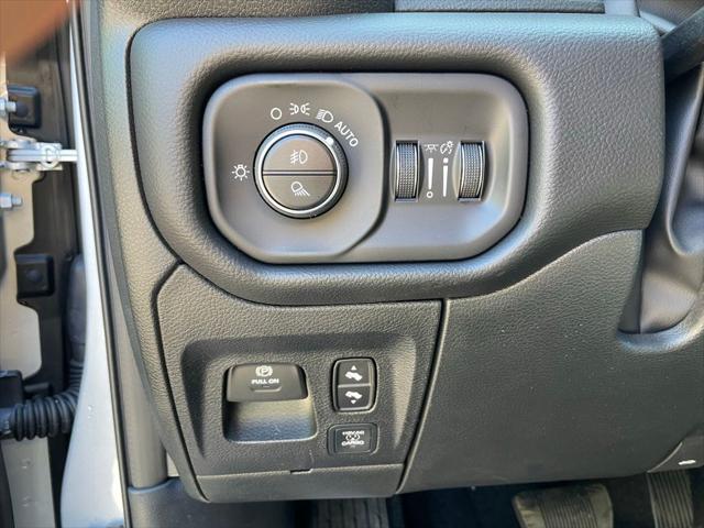 2026 Ram 1500 Big Horn Crew Cab 4x4 57 Box