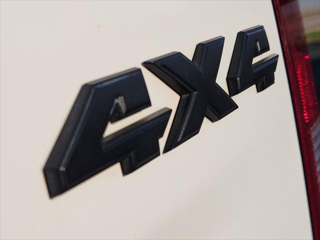 2022 Ram 1500 Classic Tradesman Crew Cab 4x4 5'7" Box