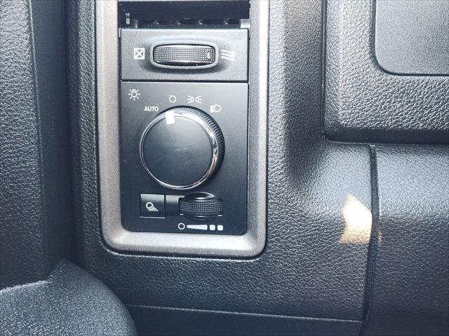 2022 Ram 1500 Classic Tradesman Crew Cab 4x4 5'7" Box