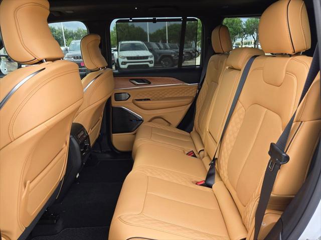 2026 Jeep Grand Cherokee Summit 4x4