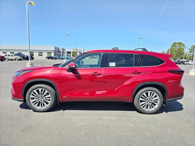 2026 Toyota Highlander Hybrid Platinum