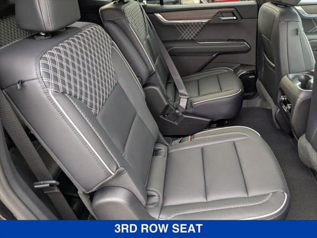 2026 GMC Acadia Denali AWD