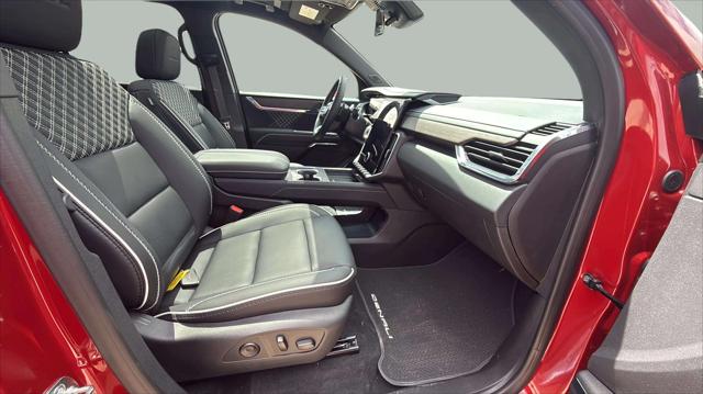 2026 GMC Acadia Denali AWD