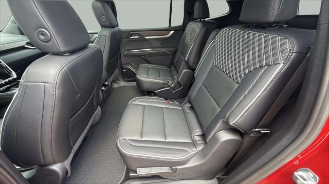 2026 GMC Acadia Denali AWD