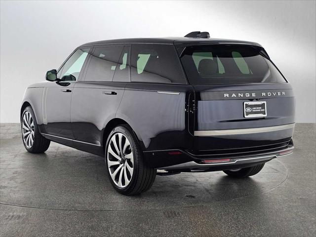 2026 Land Rover Range Rover P400 SE 7 Seat