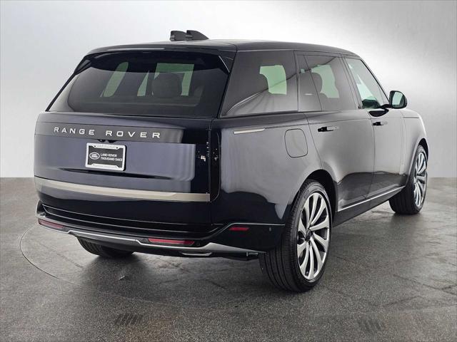 2026 Land Rover Range Rover P400 SE 7 Seat