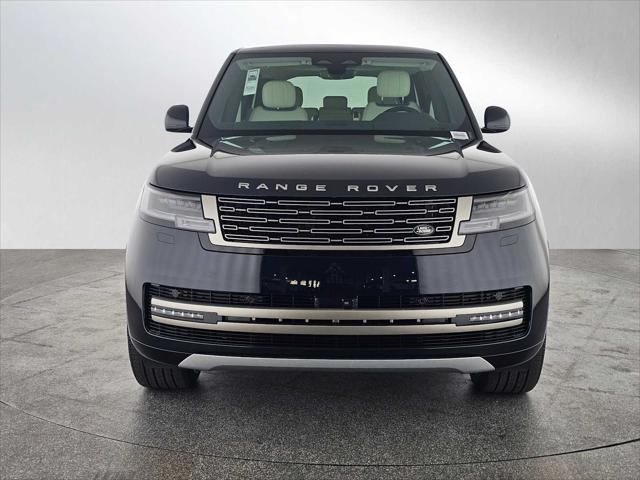 2026 Land Rover Range Rover P400 SE 7 Seat