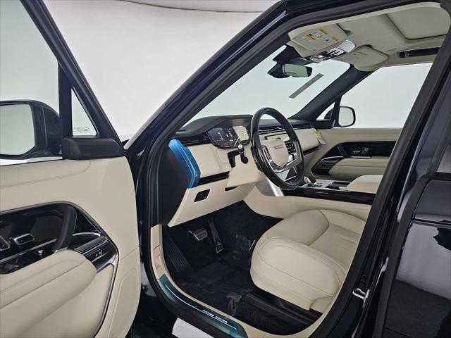 2026 Land Rover Range Rover P400 SE 7 Seat