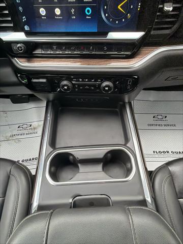 2024 Chevrolet Silverado 3500HD 4WD Crew Cab Standard Bed LT