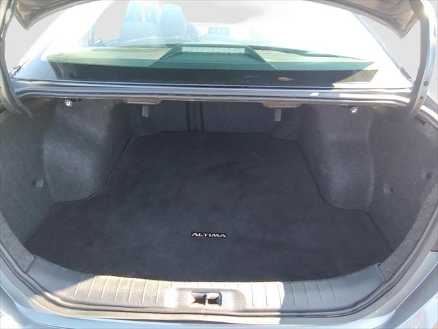 2022 Nissan Altima SV FWD