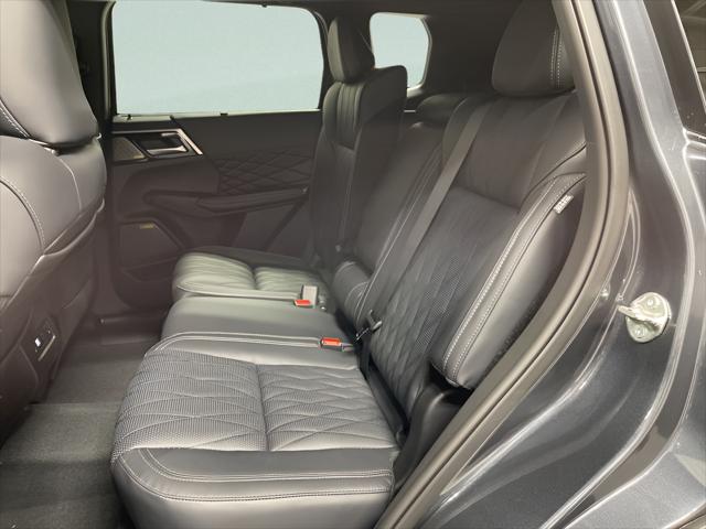 2026 Mitsubishi Outlander BLACK EDITION S-AWC