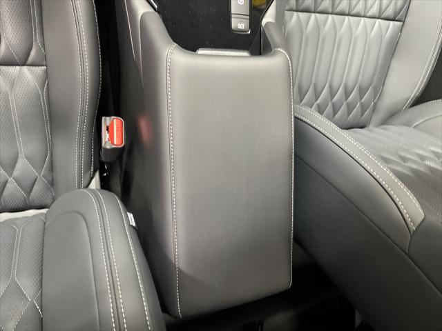 2026 Mitsubishi Outlander PHEV SEL S-AWC