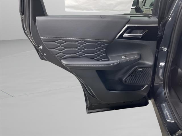2026 Mitsubishi Outlander PHEV SEL S-AWC