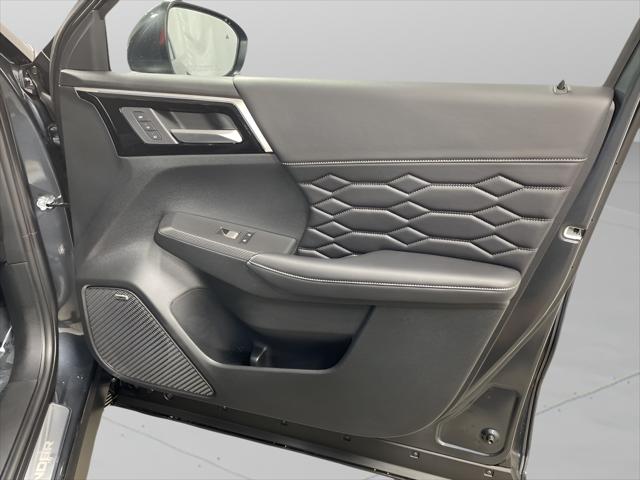 2026 Mitsubishi Outlander PHEV SEL S-AWC