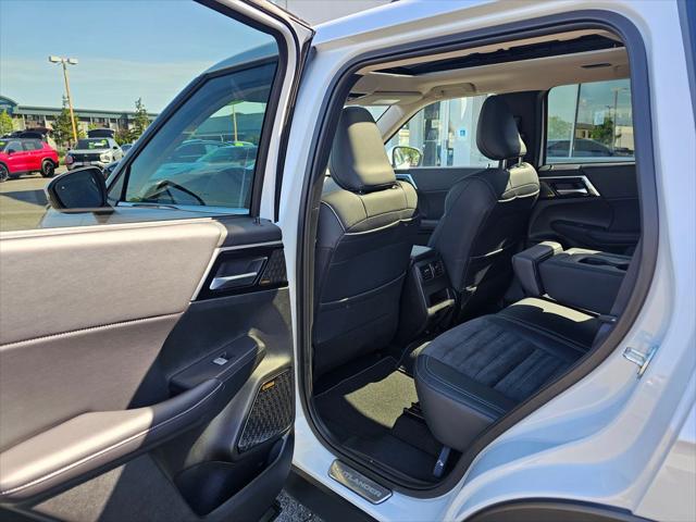2026 Mitsubishi Outlander PHEV SE S-AWC