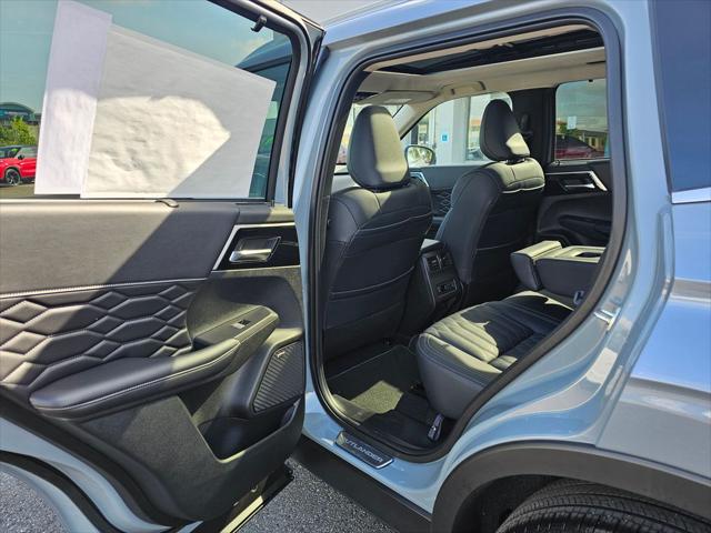 2026 Mitsubishi Outlander PHEV SEL S-AWC