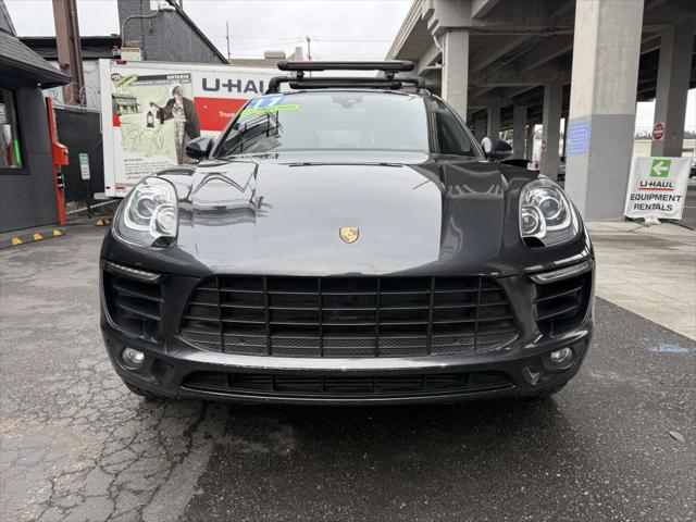 2017 Porsche Macan Sport Utility 4D