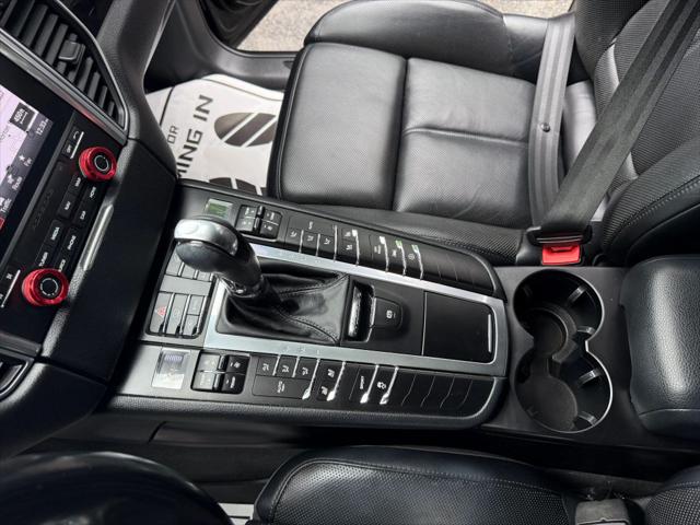 2017 Porsche Macan Sport Utility 4D