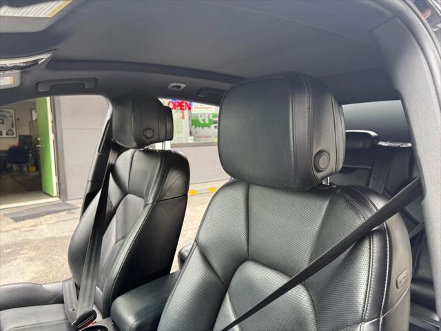 2017 Porsche Macan Sport Utility 4D