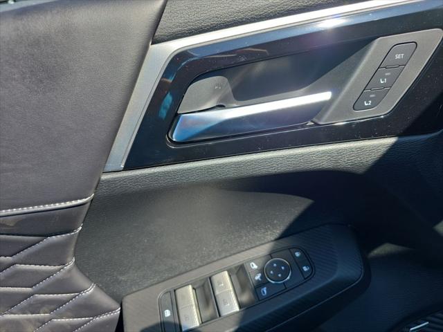 2026 Mitsubishi Outlander PHEV SEL S-AWC