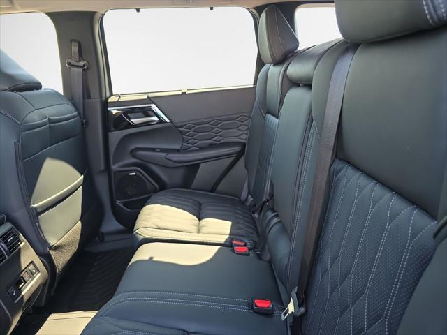 2026 Mitsubishi Outlander PHEV SEL S-AWC