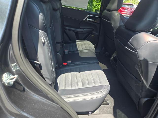 2026 Mitsubishi Outlander PHEV SE S-AWC