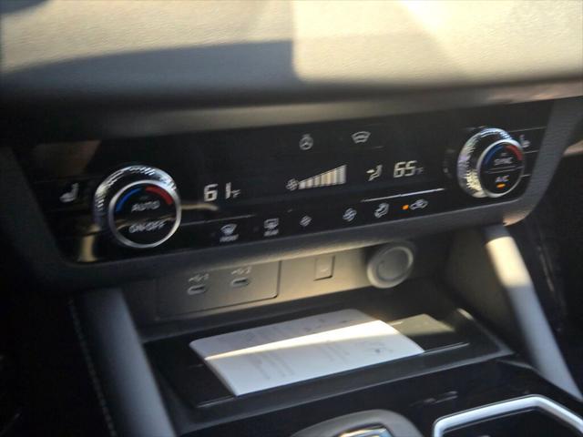 2026 Mitsubishi Outlander PHEV SE S-AWC