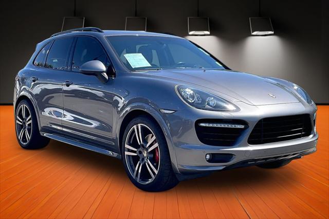 2013 Porsche Cayenne GTS