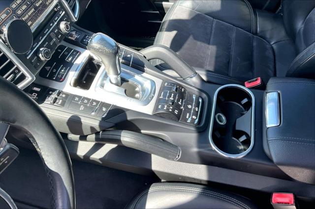 2013 Porsche Cayenne GTS