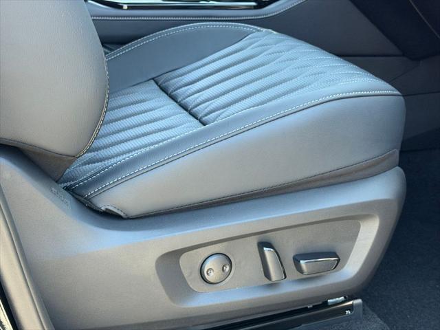 2026 Mitsubishi Outlander PHEV SEL S-AWC