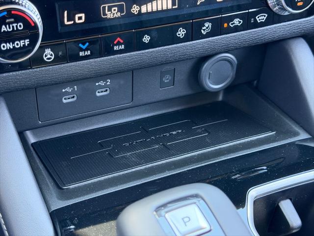 2026 Mitsubishi Outlander PHEV SEL S-AWC
