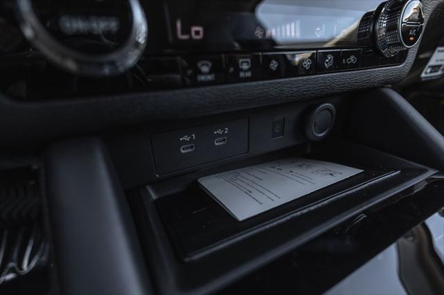 2026 Mitsubishi Outlander PHEV SE S-AWC