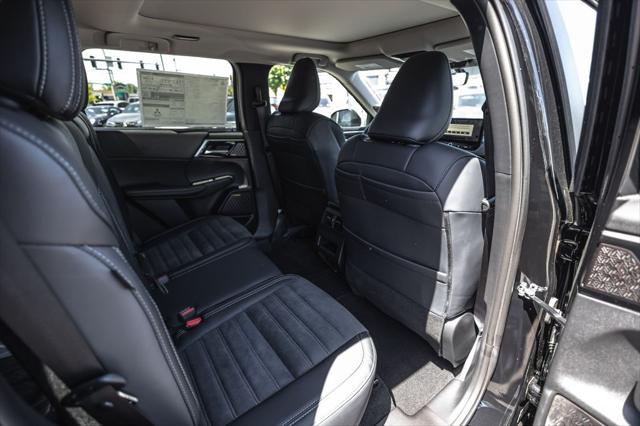 2026 Mitsubishi Outlander PHEV SE S-AWC